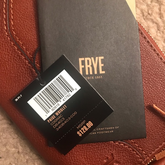 NWT Frye Paige Wristlet Cognac - Picture 5 of 6